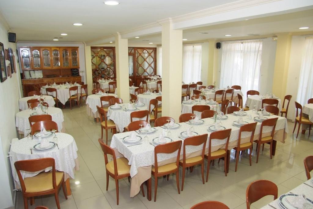 או גרובה Hotel La Noyesa *** Superior מראה חיצוני תמונה